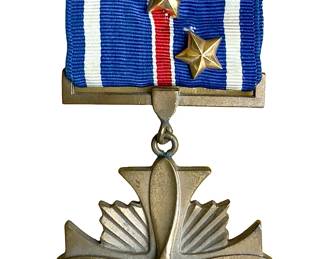 WWII US Navy/Marine Corps Cased Distinguished Flying Cross Medal - Triple Award with 2 Stars
