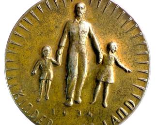 1934 German "Kinder aufs Land" Tinnie - Early Third Reich Propaganda & Charity Badge