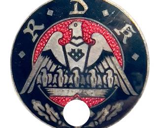 WWII German RDK (Reichsbund der Kinderreichen) Enameled Membership Badg
