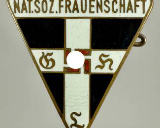Early German NS-Frauenschaft Badge - 1st Pattern Lapel Pin - RZM 46
