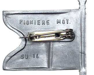 WWII German Motorized Pioneer (Pioniere Mot.) Plastic Tinnie / Day Badge