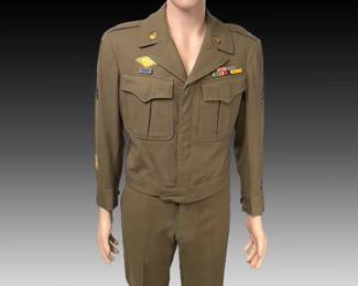 WWII U.S. Army Ike Jacket M1944 First Army Technician Fourth Grade Uniform with Medals and Patches Military Uniform