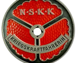 German WWII NSKK Female War Motorist Badge - Kriegskraftfahrerin RZM M1/35