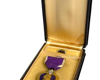 WWII US Army Purple Heart Medal Set, Cased & Named to CHARLES N. THOMAS, c. 1943-45