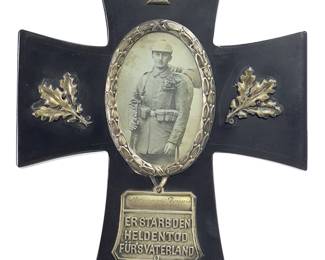 WWI German 'Heldentod' Memorial Cross Frame with Soldier Photo, KIA Second Battle of Champagne 1915