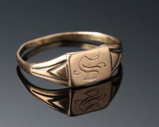 10k Gold Antique Ring SZ: 6
