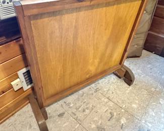 Vintage Wooden Fireplace Screen – Rustic Mid-Century Hearth Decor