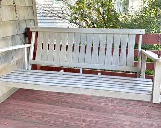 Vintage Wooden Porch Swing with Chain – Outdoor Garden or Patio Seating