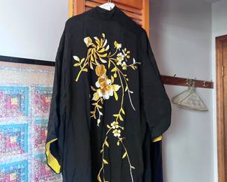 vintage embroidered robe 