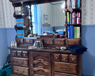 large oak1970s–1980s solid wood dresser with mirror and shelving, Colonial Revival / Early American style 