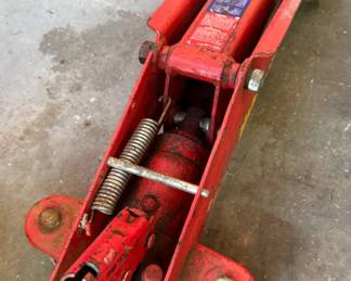 Hydraulic Floor Jack