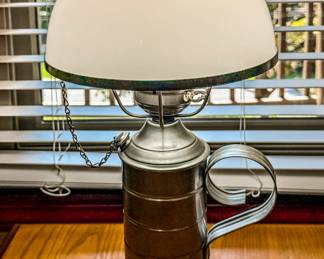 Country Style Table Lamp with Glass Shade