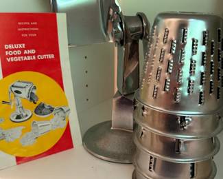 Deluxe Food and Vegetable Cutter