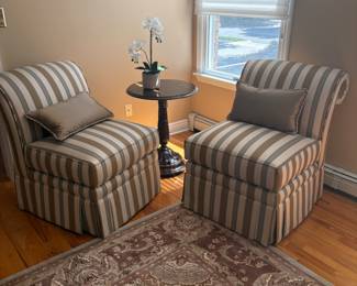 Chairs are clean and pristine condition , the rug has very soft tones  was Org 2000  the rug is spotless and clean underside 