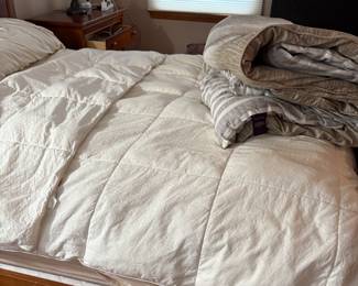 Queen bed  with mattress and box and box spring  , quilt 
