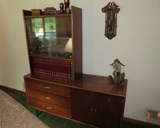 Mid century hutch 