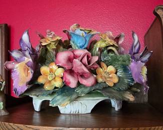 Capidmonte Floral Arrangement 