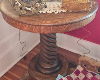 Antique Tiger Stripe Drum Table with Barley Twist Pedestal