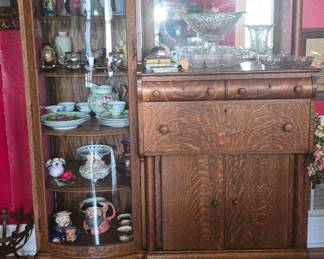 Antique Display Cabinet with Claw Feet in Tiger Stripe Oak