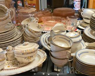 Spode Buttercup Dish Set