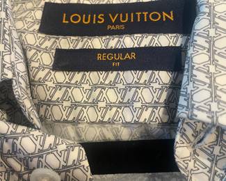 louis vuitton mens small collared all cotton logo short sleeve button down shirt- very rare find-