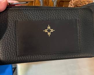 NEW W/ BOX INDIA HICKS ALL LEATHER WALLET