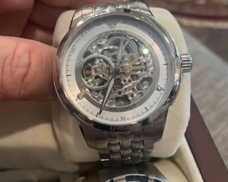 ARMANI TOP OF PIC INVICTA BELOW