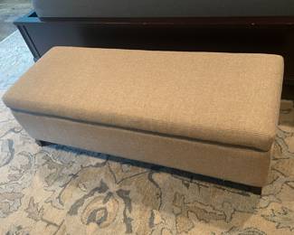 LONG FABRIC STORAGE BENCH