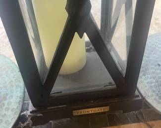 FRONTGATE HEAVY LANTERN HAVE 2