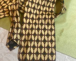 vintage silk gucci tie