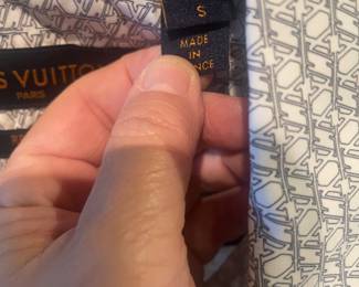 size small on the mens louis vuitton