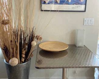 Cool Bundle Of Desert Silver Themed Table, Plants, And Signed Picture