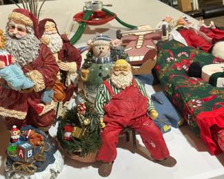 Lots of Santas to brighten the holidays!