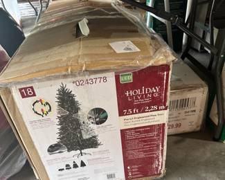 2 Christmas trees in box