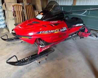 1997 Bombardier Formula 500 Deluxe snowmobile