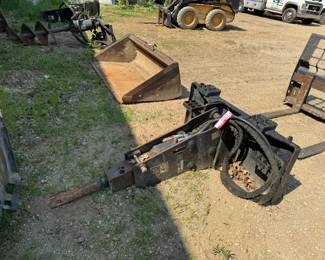 John Deere Worksite Pro HH40 skid steer mount hydraulic breaker