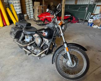 Harley Davidson Super Glide (1) motorcycle, leather saddle bags