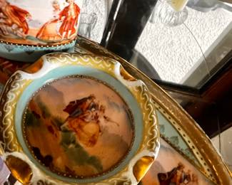 Royal Vienna 3 pc Dresser Set /bee hive mark