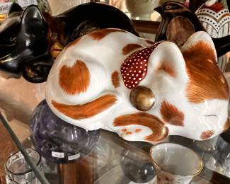 Kutani Ceramic Cat small