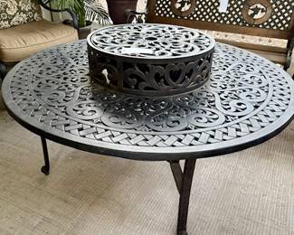 Large Iron/Metal Fire Pit Table / Patio
