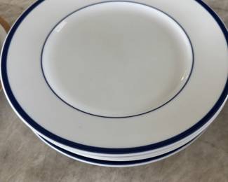 William Sanoma Classic Blue Rim Plate