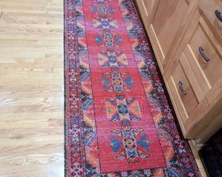 Jaipur Living Polypropylene Rug 3'x10'