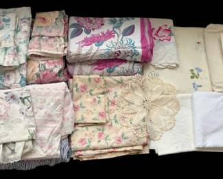 Vintage Floral Bed Sheets, Pillowcases, Linens