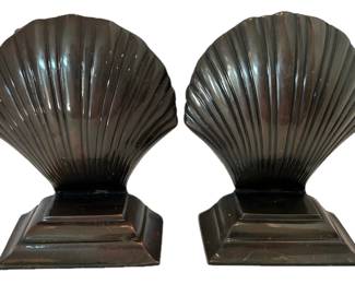 Clamshell Bookends