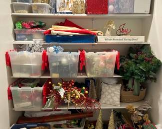 Christmas Mystery Decor Winner Takes All