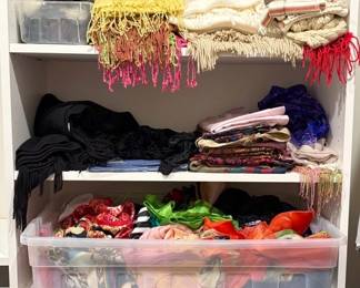 Womens Scarves And Gloves