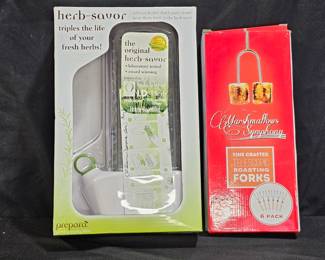 Herb Saver & Telescopic Roasting Forks