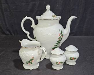 Holiday Holly by Royal Kent S/P, Cream, Coffee Pot