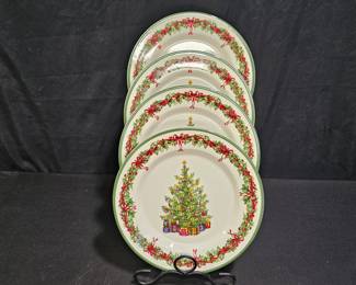 Holiday Celebrations Christmas Tree Salad Plates