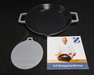 NIB Zakarian All Purpose Cast Iron Skillet